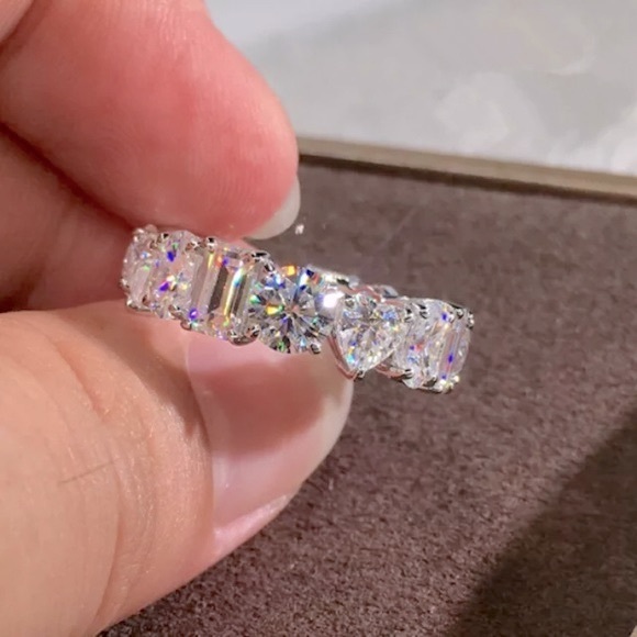 🎉Host Pick!🎉White Sapphire Eternity Band Ring - Picture 3 of 11